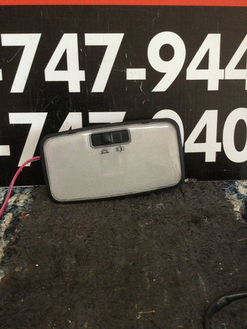 Luz Interior de Techo Toyota Tacoma 16-21