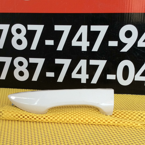 Handle izq Toyota Corolla Sedan 14-19