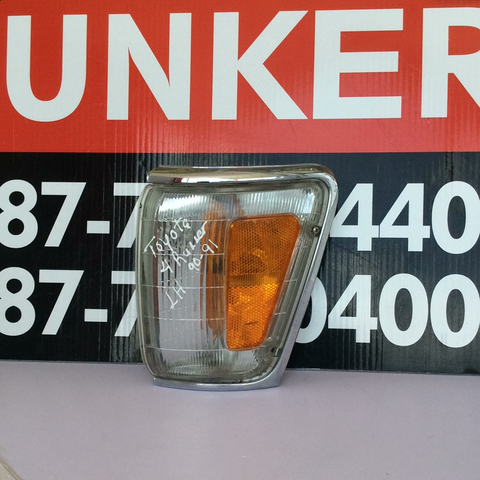 Luz de esquina (Corner Light) izq Toyota 4Runner 90-91