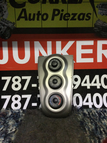 Careta de Control de Aire Toyota Yaris 09-11
