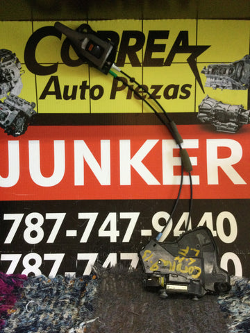 Cerradura de Puerta Izq Del Toyota Corolla 09-13