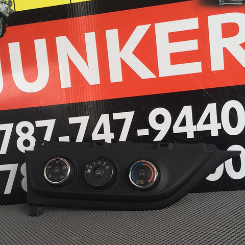 Careta Control de Aire Toyota Corolla 14-18