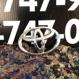 Emblema Toyota Corolla 97-06