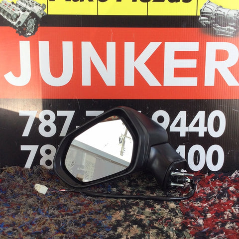 Retrovisor izq Toyota Corolla HB 19-22