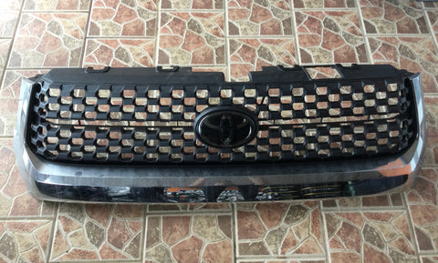Parrilla Toyota Tundra 19-21