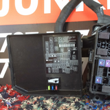 Módulo de Caja de Fusibles Mitsubishi Outlander 16-18