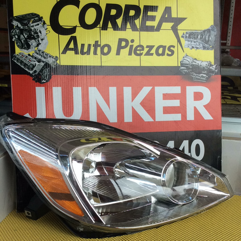 Foco Delantero der Toyota Sienna 04-05