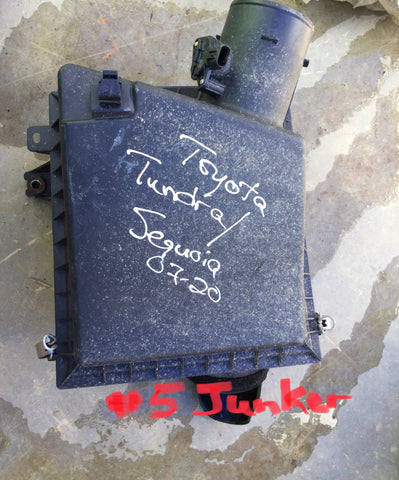 Filtro de Aire Toyota Tundra/Sequoia 07-20