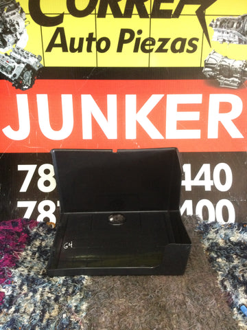 Accesorio Exterior de Batería Mitsubishi Mirage G4 17-22