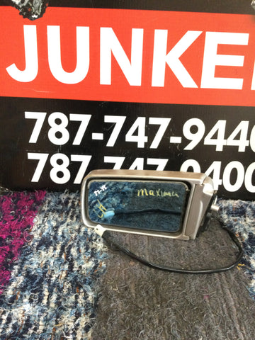 Retrovisor izq Nissan Maxima 87-88