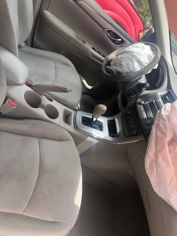 Accesorio Interior Nissan Sentra 13-19