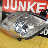 Foco Delantero der Toyota Yaris HB 06-08