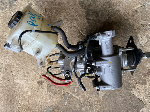 Bomba de Freno Toyota Rav4 19-23