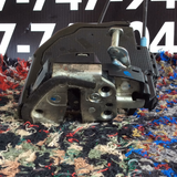 Cerradura de Puerta Der Tras  Toyota Corolla 12-15