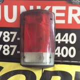 Foco Trasero der Ford E-Series Van/Excursion 92-04