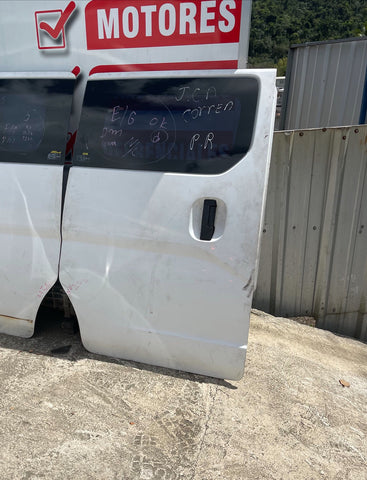 Puerta Der Nissan NV200 12-21