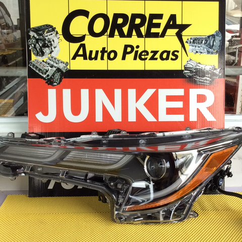 Foco Delantero izq Toyota Corolla HB 19-21