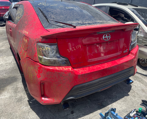 Tapa de Baúl Scion TC 14-16