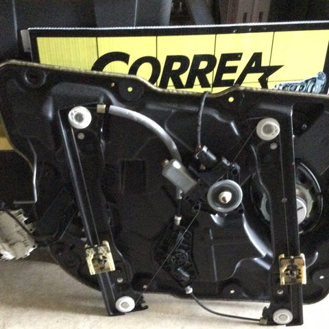 Maquinaria de Puerta Der Jeep Grand Cherokee 11-18