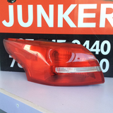 Foco Trasero izq Ford Focus Sedan 15-18