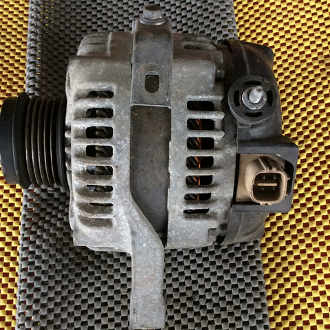 Alternador Toyota Rav4/Scion TC 09-16