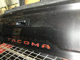 Compuerta Toyota Tacoma 16-22