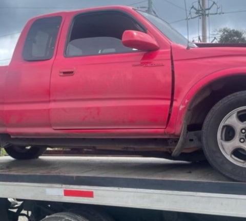 Puerta delantera Der Toyota Tacoma 01-04