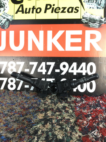 Palanca de Wiper y Luces Toyota Tacoma 05-11