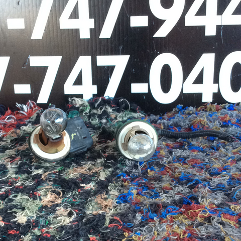 Bombilla con Plug Ford Explorer 07-10