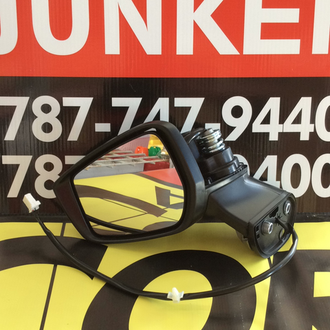 Retrovisor izq Nissan Versa Note 15-19