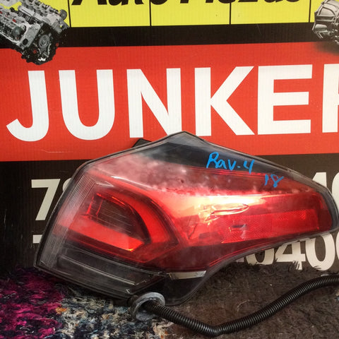 Foco Trasero der Toyota Rav4 16-18