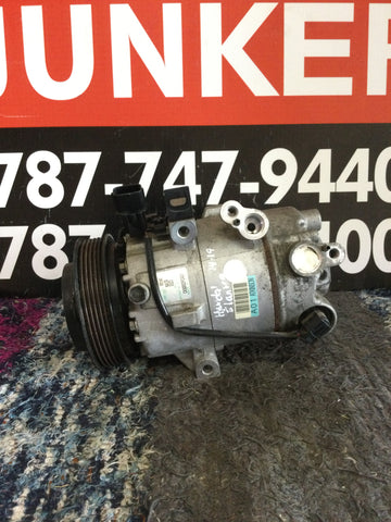 Compresor Hyundai Elantra 14-19