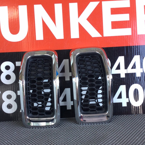 Accesorio Exterior de Parrilla Jeep Grand Cherokee 14-18