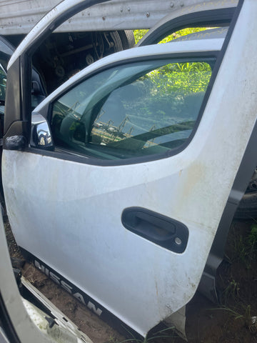 Puerta delantera Izq Nissan NV200 13-21