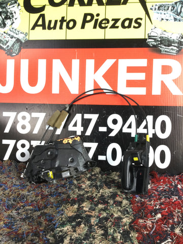 Cerradura de Puerta Izq Del Toyota Tacoma 05-12