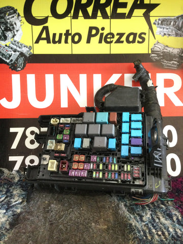 Módulo Caja de Fusibles Toyota Tacoma 16-21