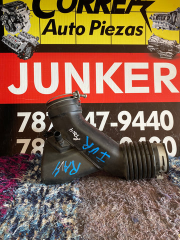 Manga de Filtro de Aire Toyota Rav4 13-18