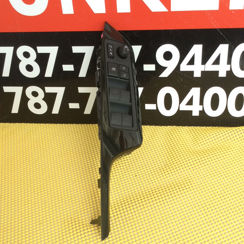 Master Control izq Toyota CHR 18-20