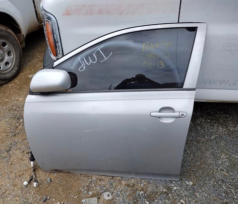 Puerta Izq Del Toyota Corolla 09-13