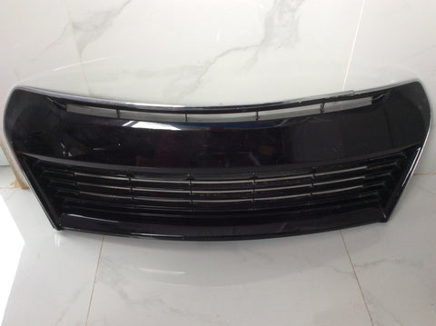 Parrilla Inferior Toyota Corolla Sedan 14-16