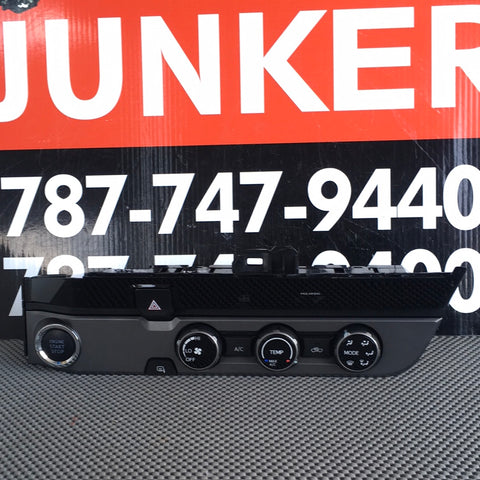 Careta de Aire y Encendido Toyota Tacoma 16-22