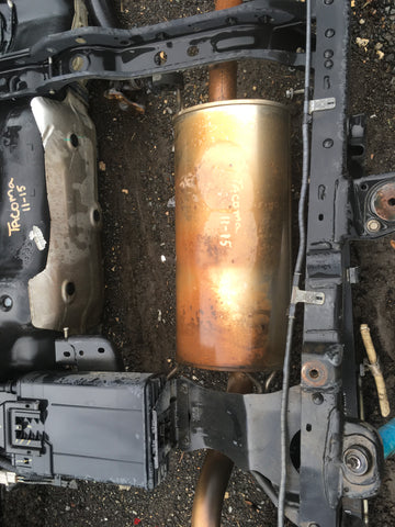 Pipa y Muffler Toyota Tacoma 05-15