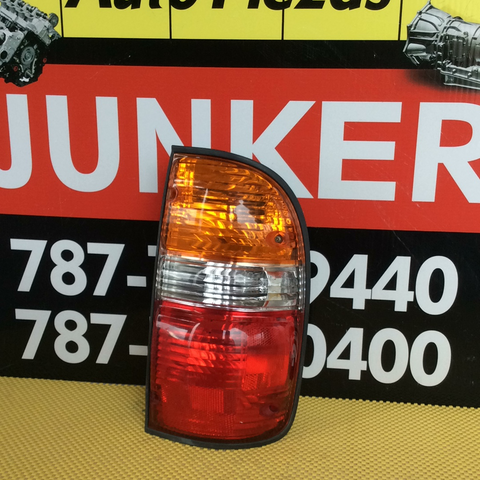 Foco Trasero der Toyota Tacoma 01-04