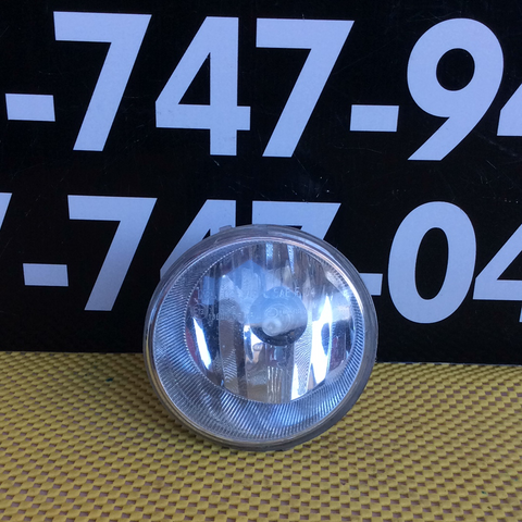 Luz Antiniebla (Fog Lamp) izq Toyota Corolla, Tundra, Highlander 14-18