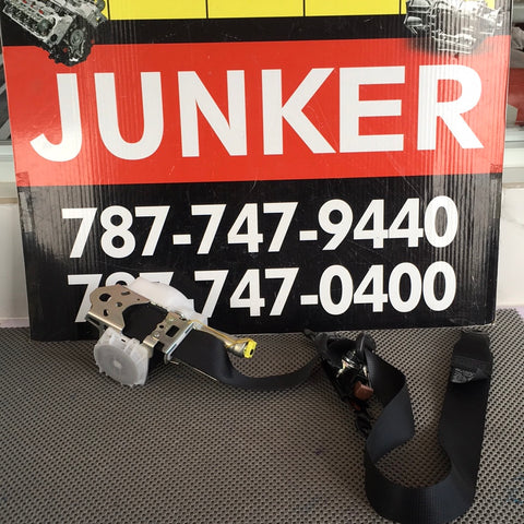 Cinturón izq Toyota Corolla 14-19