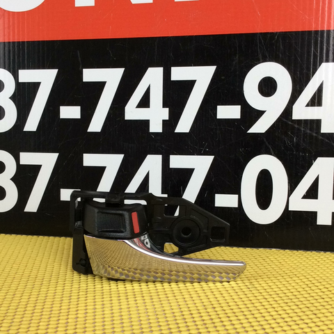 Handle interior izq Toyota Sienna/Highlander/Tacoma 11-23