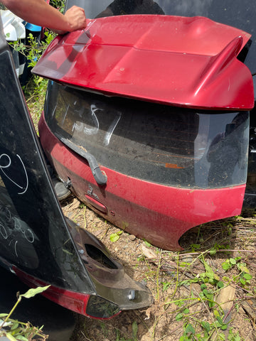 Compuerta Mitsubishi Mirage HB 14-20