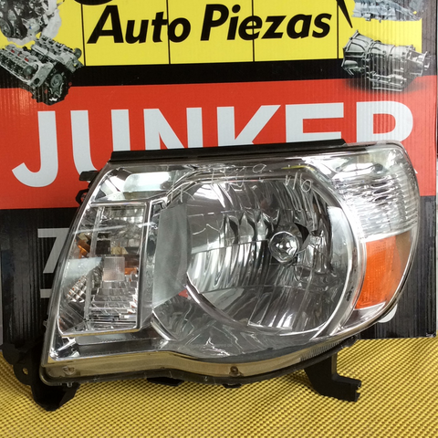 Foco Delantero izq Toyota Tacoma 05-11