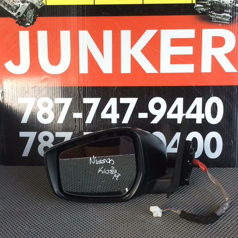 Retrovisor izq Nissan Kicks 18-23