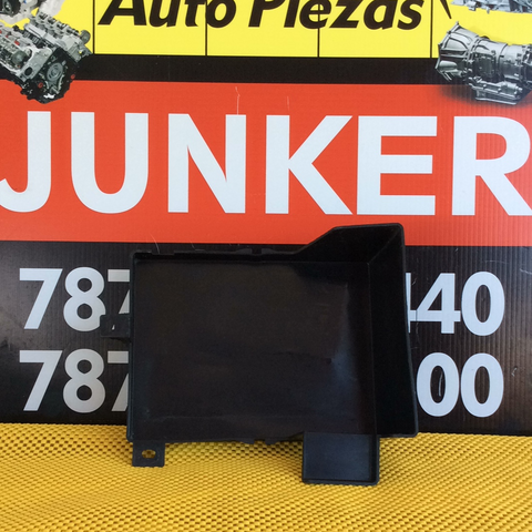 Accesorio Exterior de Bateria Mitsubishi Outlander/Lancer 08-20